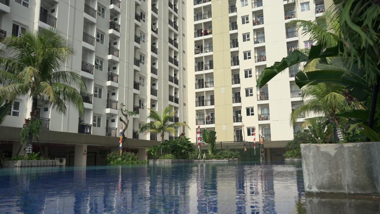 Apartment Cinere Resort Just Sleep & Cozy Depok Dış mekan fotoğraf